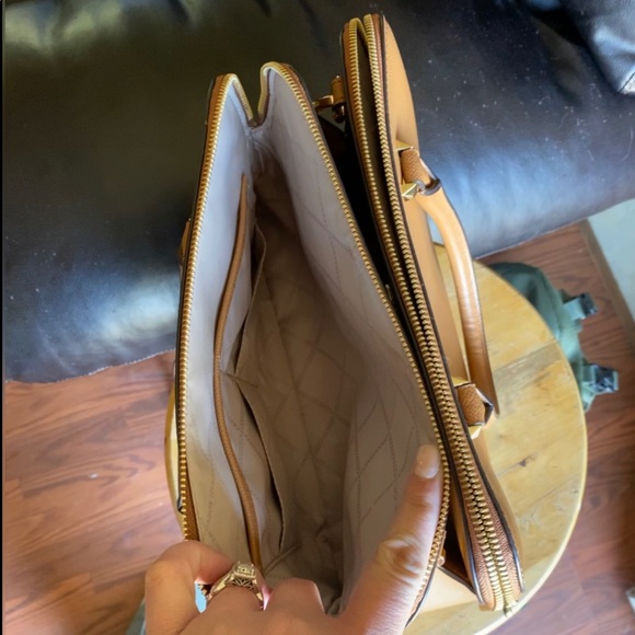 Michael Kors Houston Double Zip Leather Satchel - Picture 5 of 7